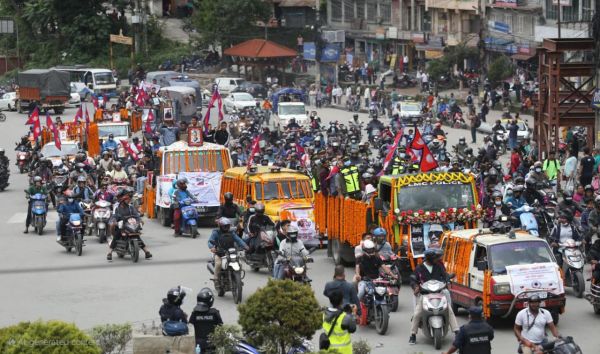  नेपाल में प्रदर्शन के दौरान मारे गए 10 छात्रों का अंतिम संस्कार किया गया