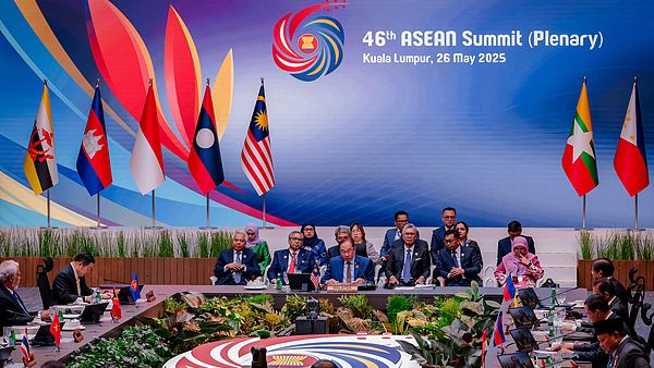 कुआलालंपुर में आज से दो दिवसीय आसियान शिखर सम्मेलन, ट्रंप मलेशिया पहुंचे, भारत से डॉ. जयशंकर ले रहे हैं हिस्सा