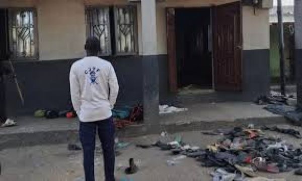  नाइजीरिया: मस्जिद में आत्मघाती हमले का संदेह, पांच की मौत, 35 घायल