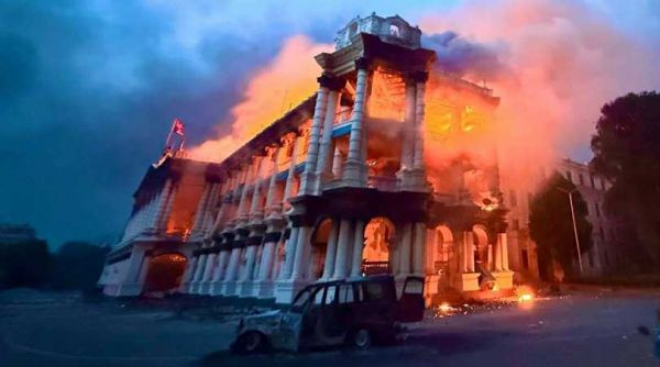  (वार्षिकी) नेपाल के लिए अशांति और विद्रोह की आग में झुलसा रहा साल 2005