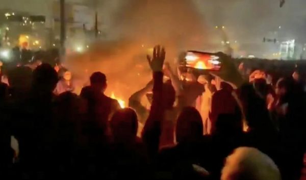 ईरान में खामेनेई के खिलाफ प्रदर्शन जारी, हिंसा में अब तक 538 की मौत