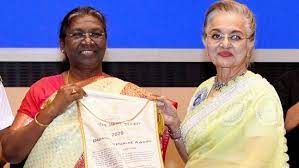 President Murmu honours Asha Parekh, other winners at 68th National Film Awards ceremony