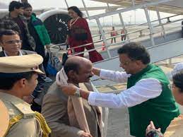 पश्चिम बंगाल के नवनियुक्त राज्यपाल डॉ. सीवी आनंद बोस पहुंचे कोलकाता, शपथ ग्रहण समारोह कल