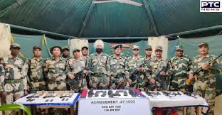 पंजाब पुलिस और बीएसएफ ने फिरोजपुर सीमा से पकड़े हथियार