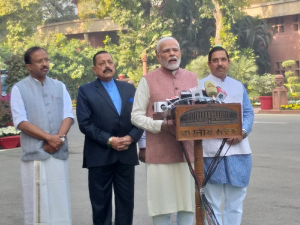 विपक्ष से प्रधानमंत्री ने किया सदन को सुचारू तरीके से चलाने में सहयोग का आग्रह