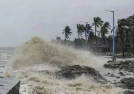 चक्रवात मांडूस आज रात तमिलनाडु और पुडुचेरी तक से टकराएगा, प्रशासन अलर्ट