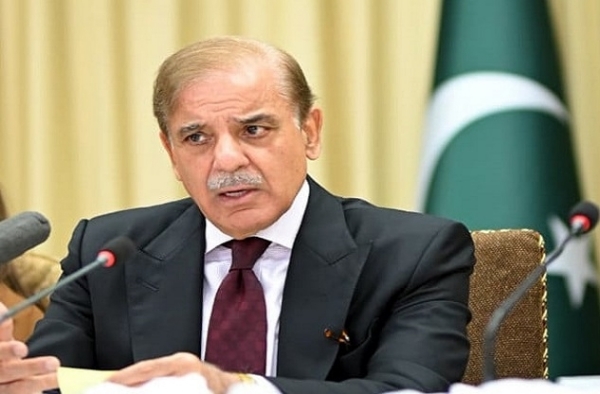 पाकिस्तानी अखबारों सेः बदहाल अर्थव्यवस्था पर पीएम शहबाज के मजबूरी जताने को प्रमुखता