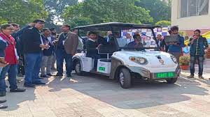 लो तैयार हो गई मानव रहित कार