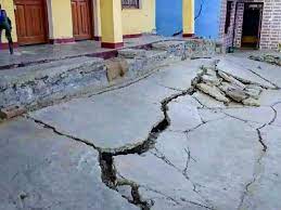 जोशीमठ भू धंसाव : पानी का रिसाव घटकर 136 एलपीएम, 863 भवनों में दरार