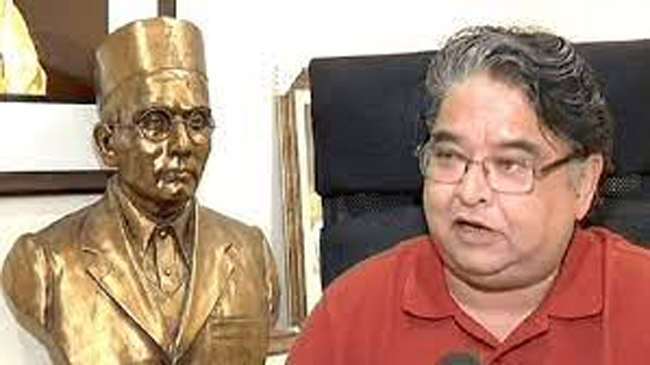 सावरकर के पौत्र ने कहा- राजनीतिक लाभ के लिए उनके दादा का अपमान कर रहे हैं राहुल गांधी