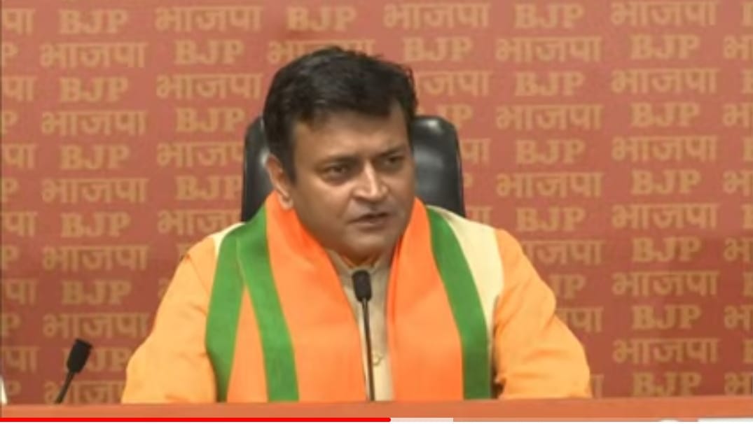 जदयू नेता अजय आलोक हुए भाजपा में शामिल