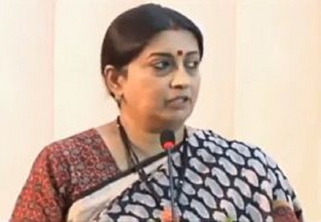 युवाओं को नई दिशा देने का काम करेगा रोजगार मेला : स्मृति ईरानी