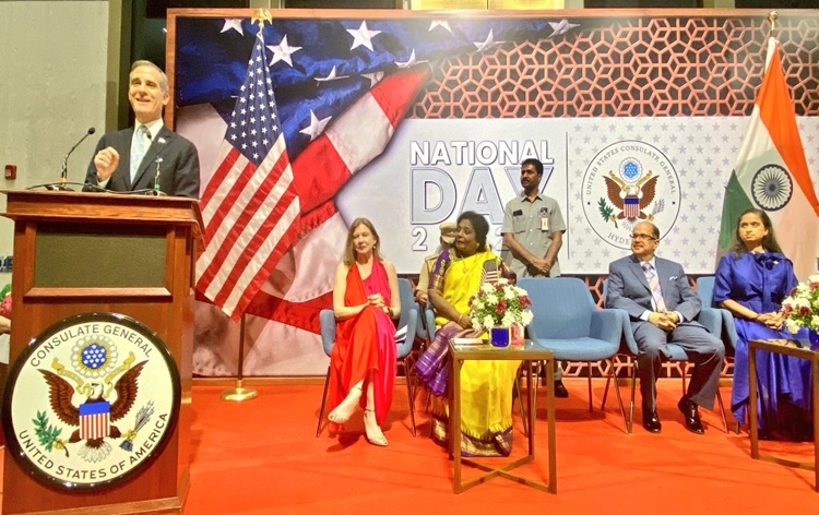 भारत और अमरीका के मैत्रीपूर्ण और गहराते संबंधों की ओर पूरी दुनिया की नज़रें : एरिक गार्सेटी