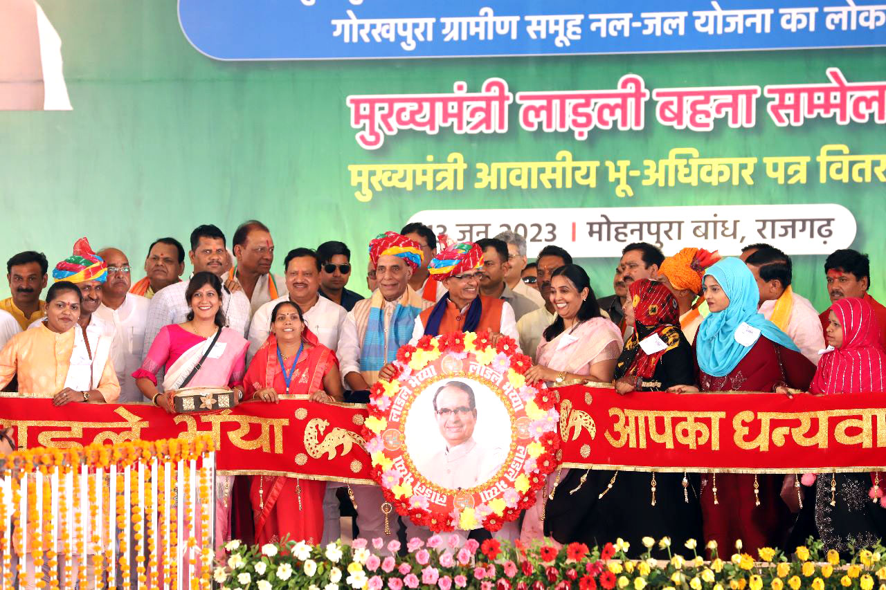 किसान अन्नदाता ही नहीं, भारत का भाग्य विधाता भी हैः राजनाथ सिंह