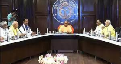 मुख्यमंत्री योगी आदित्यनाथ की अध्यक्षता में लखनऊ में मंत्रिपरिषद की बैठक में कई महत्वपूर्ण प्रस्तावों को मंजूरी दी गयी