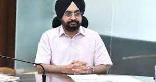 उत्तराखंड के मुख्य सचिव डॉ. सुखबीर सिंह संधु 31 जुलाई को सेवानिवृत्त हो रहे हैं।