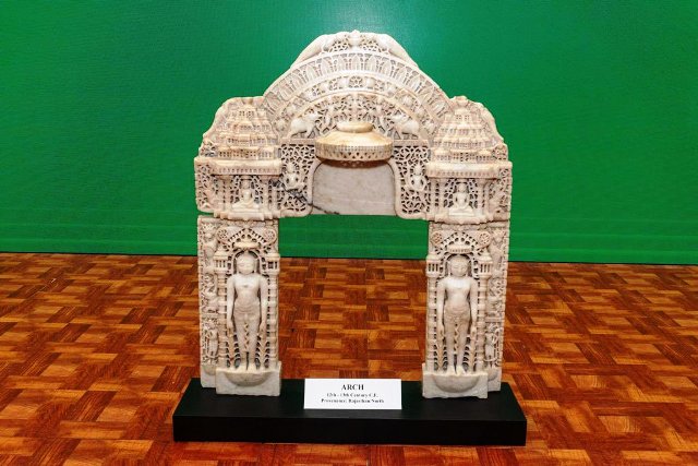 प्रधानमंत्री ने तस्करी की गई 105 प्राचीन कलाकृतियों की वापसी के लिए अमेरिका का आभार जताया