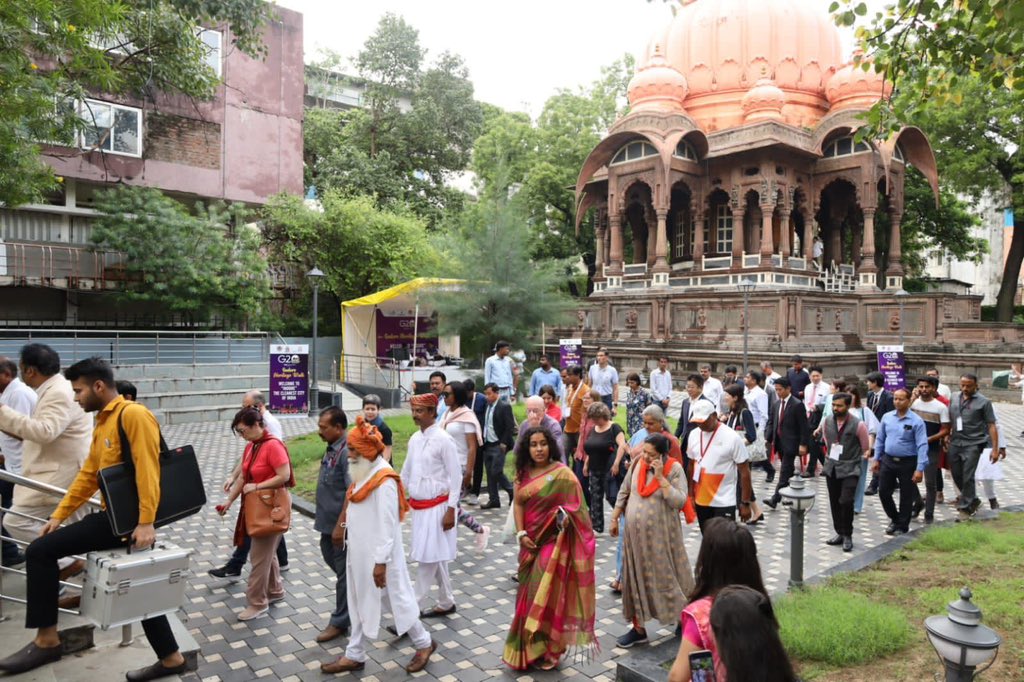 जी20 समिट में आए विदेशी मेहमानों ने देखा समृद्ध शहर इंदौर, जाना इतिहास