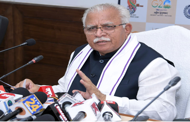 नूंह हिंसा में दो पुलिस कर्मियों समेत पांच की मौत