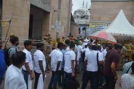 ज्ञानवापी परिसर में पांचवें दिन एएसआई टीम का सर्वे, सुरक्षा के कड़े प्रबंध