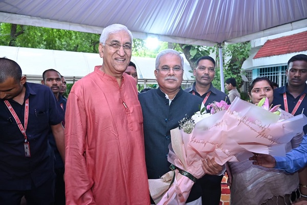 डिप्टी सीएम सिंहदेव ने दी मुख्मयमंत्री को जन्मदिन की शुभकामनाएं