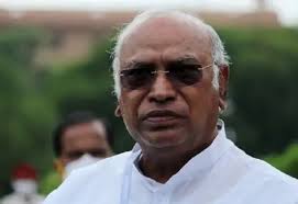 मप्र के सागर में दलित युवक की हत्या पर गरमाई राजनीति, कांग्रेस अध्यक्ष खड़गे ने सरकार को घेरा