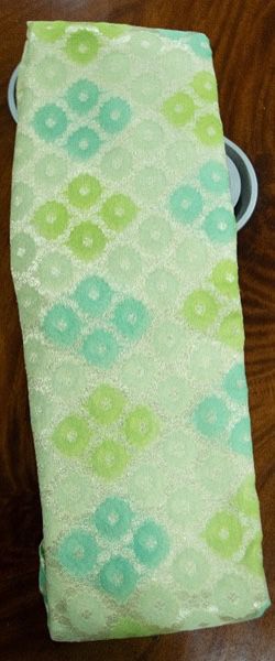 प्रधानमंत्री मोदी ने ब्रिटेन के प्रधानमंत्री की पत्नी अक्षता मूर्ति को दिया उपहार में बनारसी स्टोल