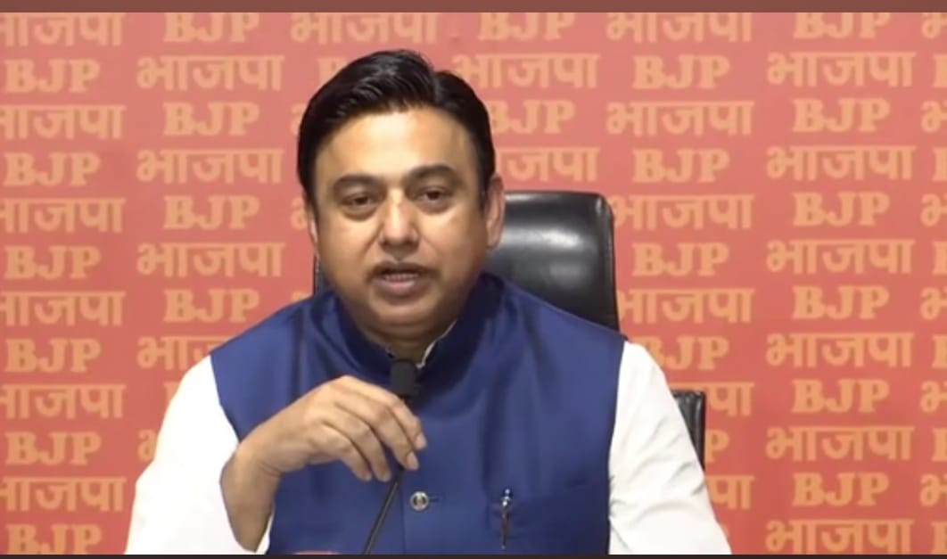 भाजपा ने आईएनडीआईए पर साधा निशाना, कहा- इनके राज्यों में भ्रष्टाचार का स्लीपर सेल एक्टिव