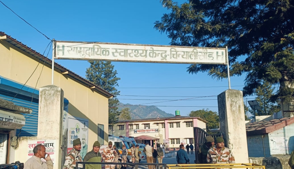 सिलक्यारा सुरंग से बाहर निकले श्रमिकों ने 17 दिन बाद देखा उगता सूरज