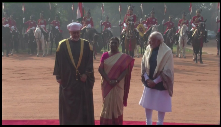 ओमान के सुल्तान का राष्ट्रपति भवन में औपचारिक स्वागत