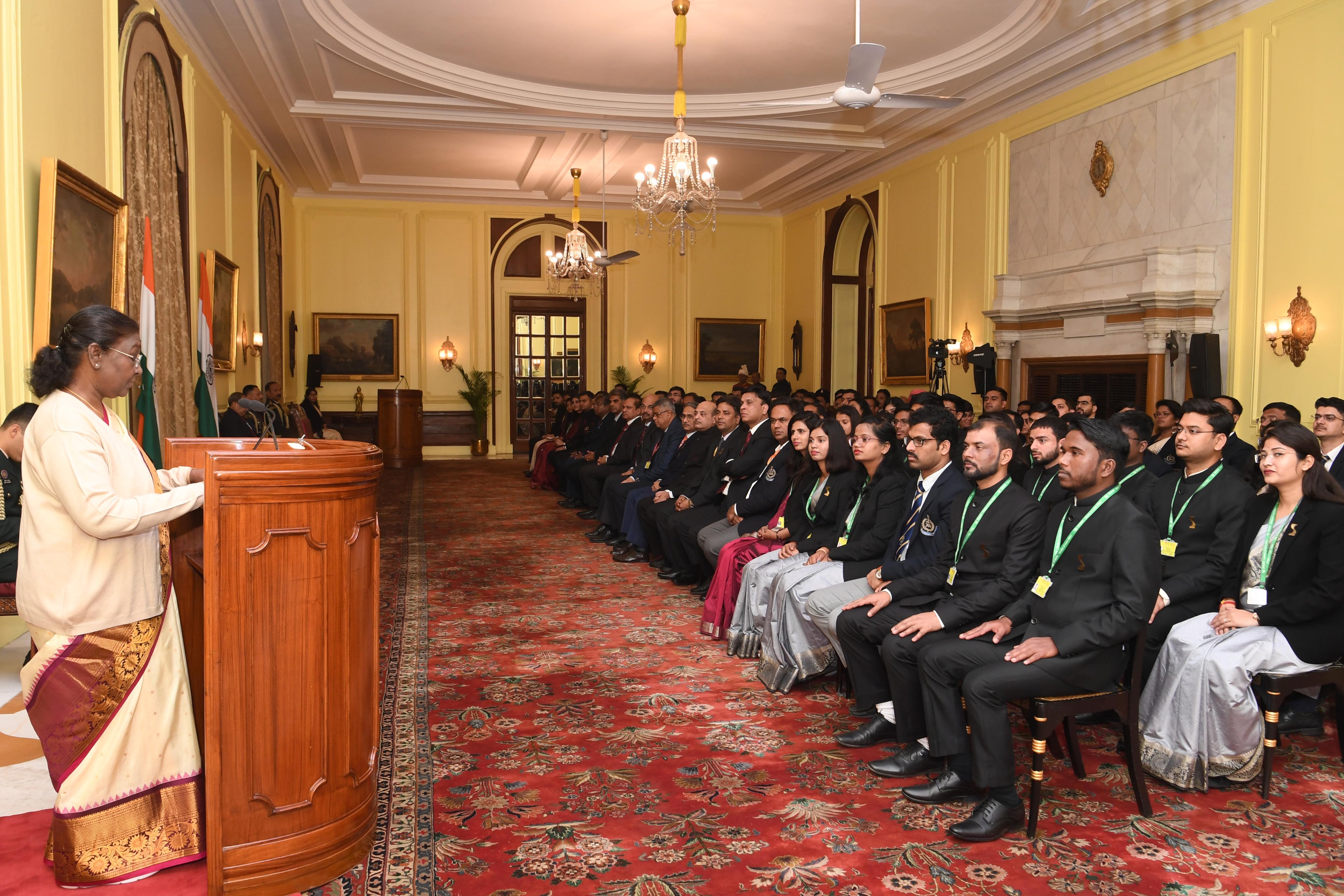 अंतरराष्ट्रीय मानकों की नवीनतम तकनीकों का उपयोग करके सटीक डेटा तैयार करने की आवश्यकता : राष्ट्रपति