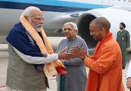 प्रधानमंत्री मोदी भगवान श्रीराम की नगरी अयोध्याधाम पहुंचे, रोड शो शुरू