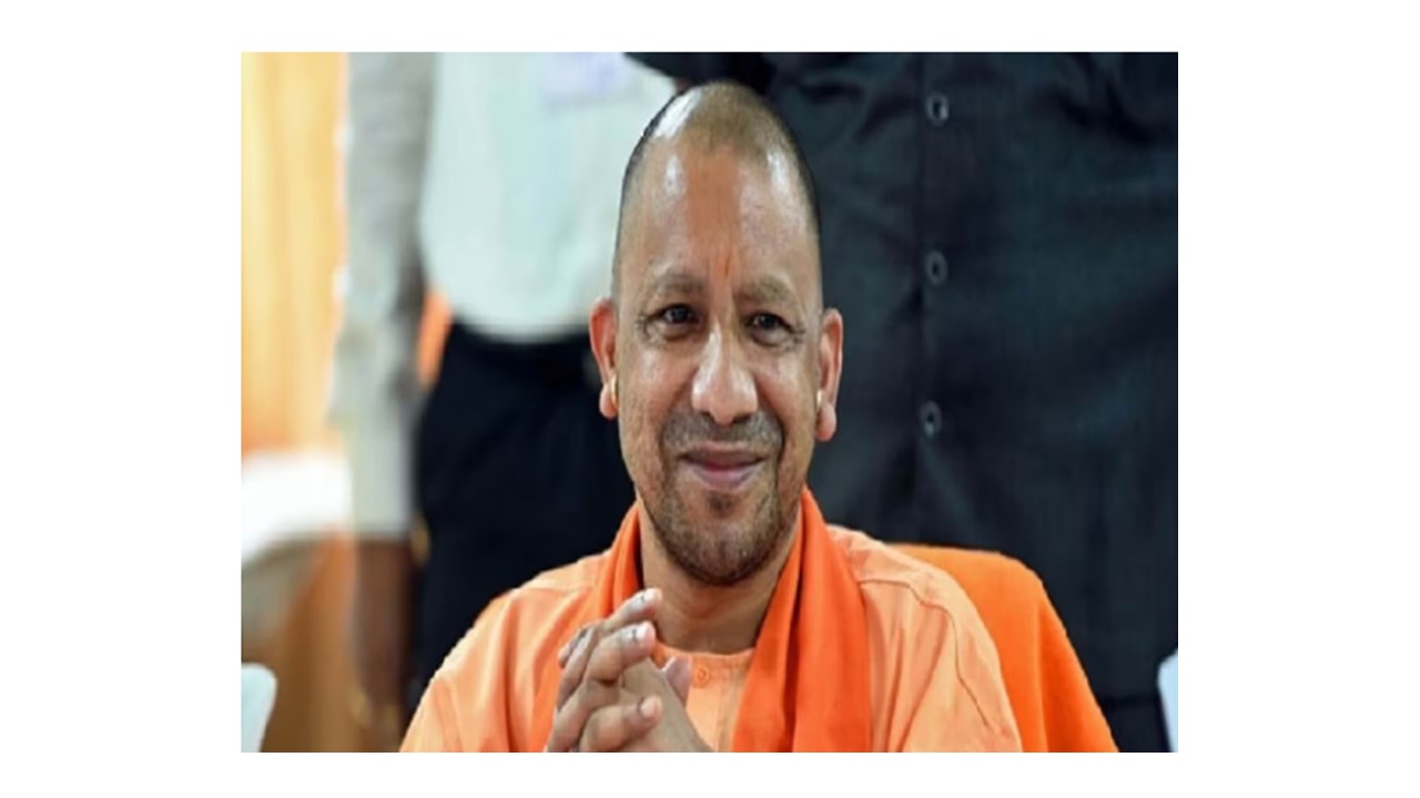 अयोध्या पहुंचे मुख्यमंत्री योगी, प्राण प्रतिष्ठा की तैयारियों का लिया जायजा