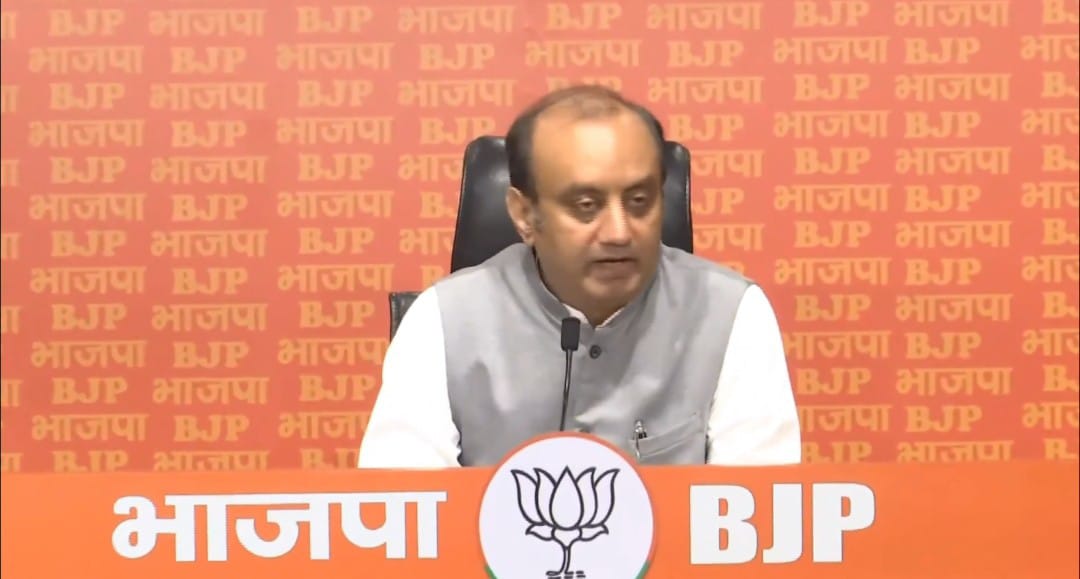 कांग्रेस ने राम मंदिर प्राण प्रतिष्ठा समारोह का निमंत्रण किया अस्वीकार, भाजपा हुई हमलावर