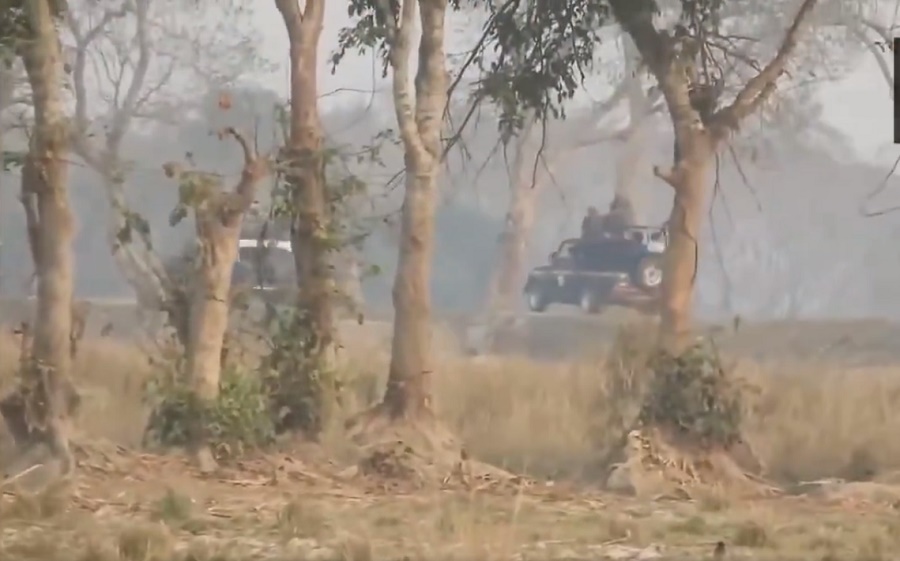 प्रधानमंत्री मोदी ने काजीरंगा में हाथी एवं जीप सफारी का लुत्फ उठाया, अरुणाचल प्रदेश रवाना