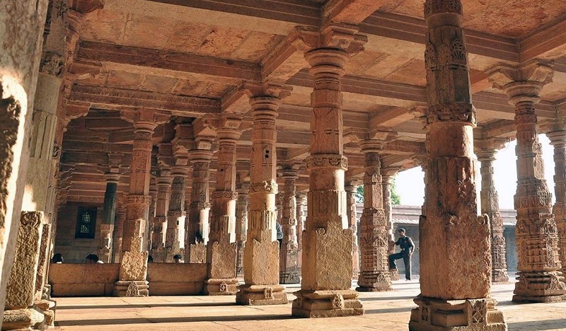 मप्रः भोजशाला में एएसआई सर्वे 12वें दिन भी जारी, हिंदू समाज ने किया हनुमान चालीसा का पाठ