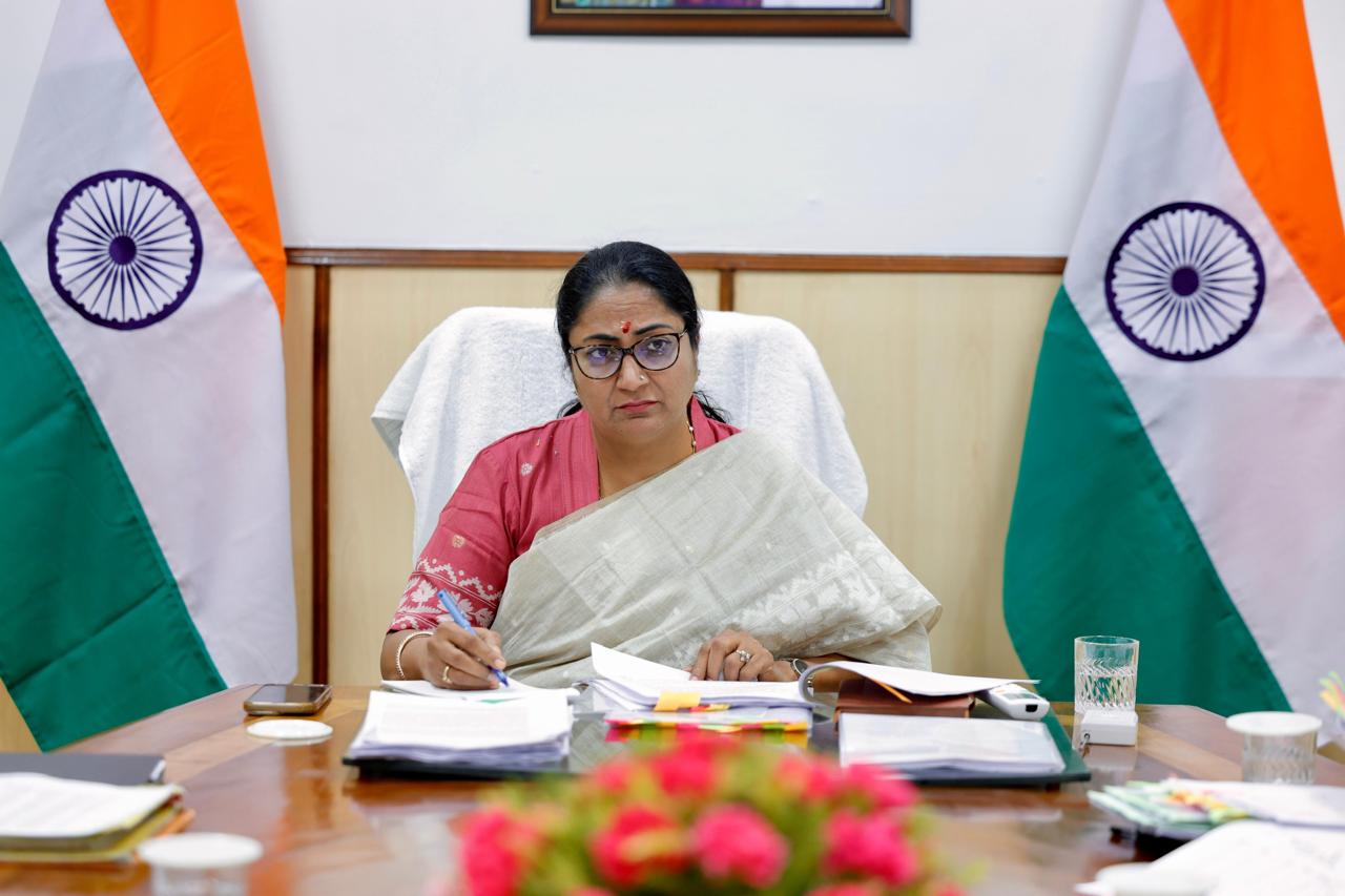 हिंदी वैश्विक पटल पर भारत के बढ़ते गौरव की प्रतिध्वनि: रेखा गुप्ता