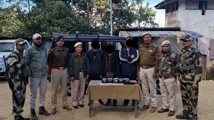 मणिपुर में एक करोड़ की याबा गोलियाें के साथ तीन तस्कर गिरफ्तार
