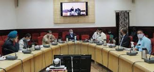 Ensure central heating facilities at health centres before winter: Ladakh LG to officials