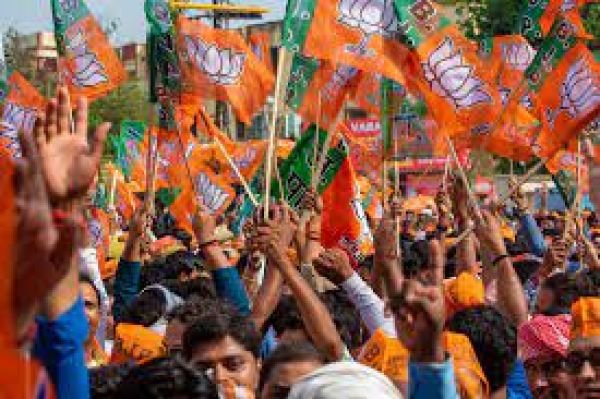 BJP in Madhya Pradesh caught in rift between old & new guards