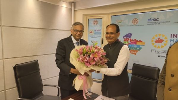 रतन टाटा समेत विभिन्न उद्योगपतियों से मिले मुख्यमंत्री शिवराज