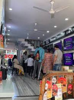 उत्तराखंड : तीन जिलों में आयकर की बड़ी कार्रवाई, कई प्रतिष्ठानों पर छापेमारी