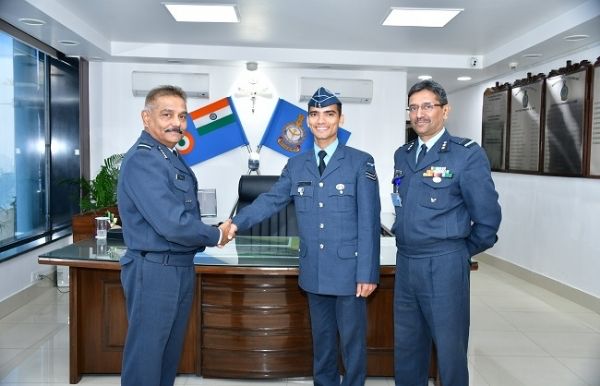 पश्चिमी वायु कमान ने खेलों में उत्कृष्टता के लिए देवन्दा को प्रशंसा पत्र से सम्मानित किया