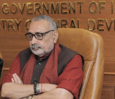 गिरिराज सिंह ने दिया संसदीय सड़क सुरक्षा समिति की बैठक बुलाने का निर्देश