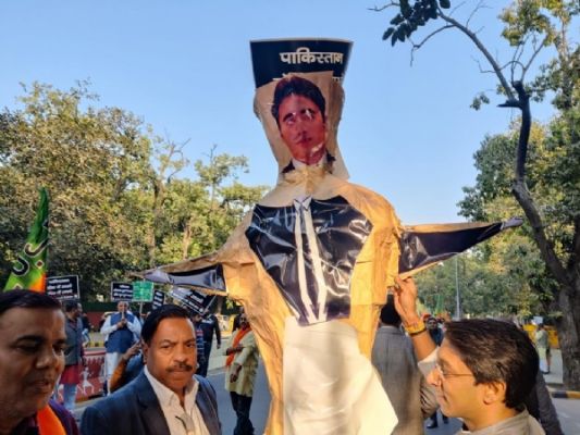 प्रधानमंत्री मोदी पर बिलावल की अभद्र टिप्पणी पाकिस्तान के घटियापन की चरम सीमा: विदेश मंत्रालय