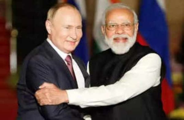 प्रधानमंत्री मोदी ने रूसी राष्ट्रपति से की टेलीफोन पर बातचीत, यूक्रेन संघर्ष पर अपने रुख को फिर दोहराया