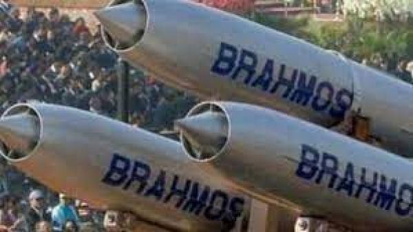 भारत ने फिलीपींस नेवी को शुरू की सुपरसोनिक ब्रह्मोस मिसाइल की आपूर्ति