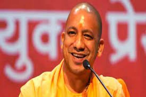 योगी के अर्थमंत्र का कायल हुआ सोशल मीडिया, 36 करोड़ यूजर्स तक पहुंचा हैशटैग 'योगीनॉमिक्स'
