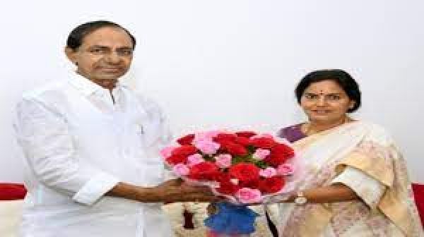 तेलंगाना की नई मुख्य सचिव बनीं शांति कुमारी