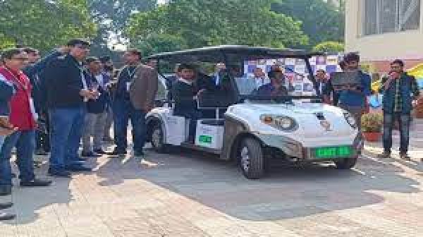 लो तैयार हो गई मानव रहित कार